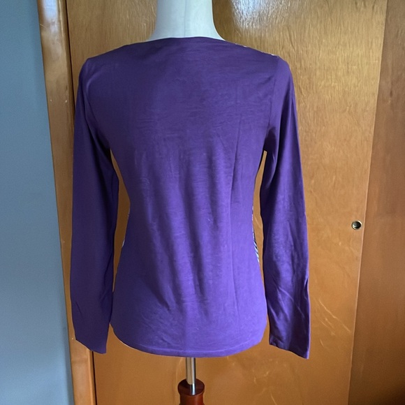 Tahari purple long sleeves top size S. Front design. Crew neckline - Picture 15 of 16